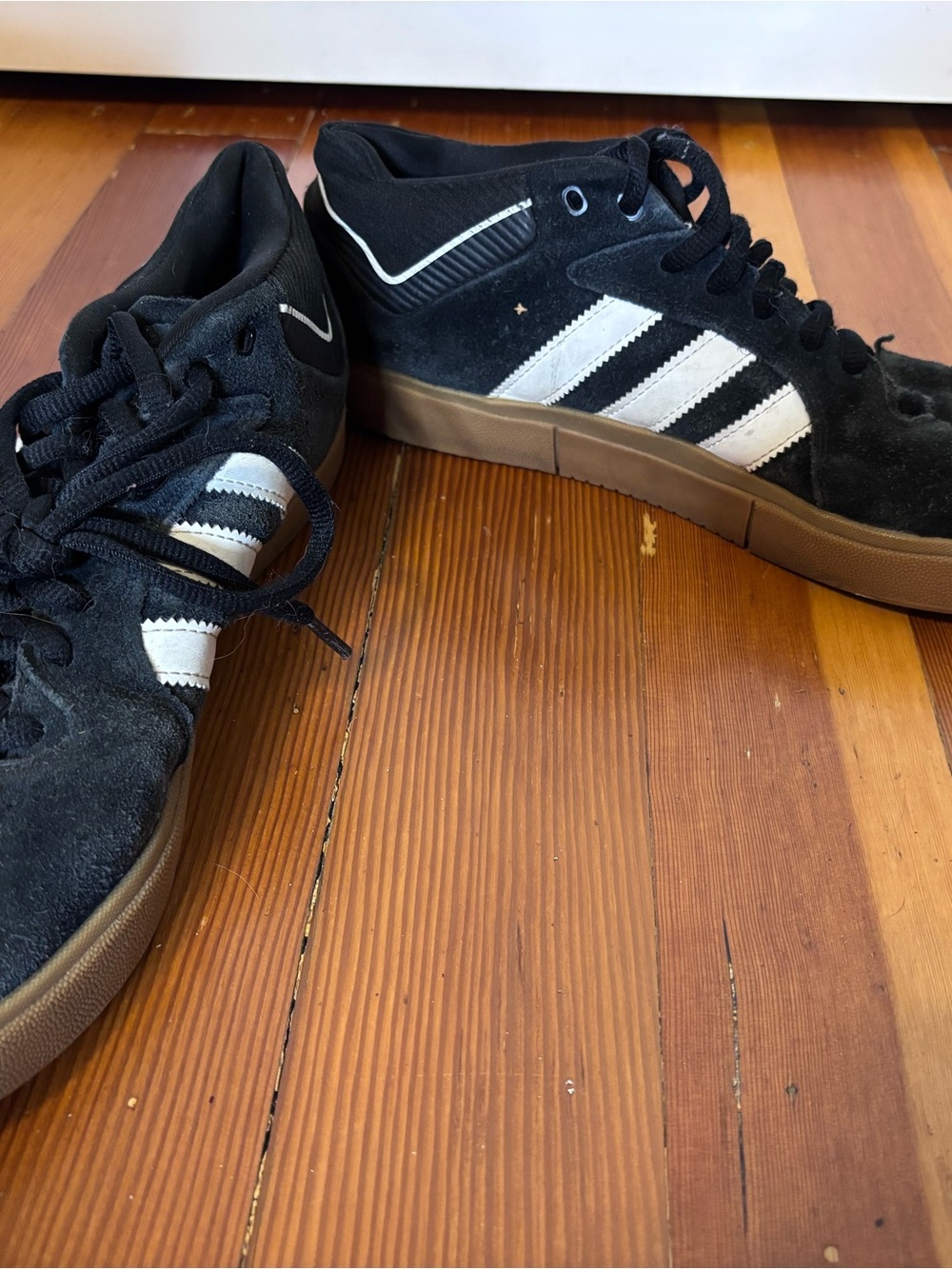 adidas Men’s Black Suede Sneakers with White Stripes and Gum Sole